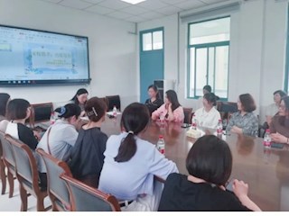 【凌霄新闻台】双向奔赴心有爱 家校携手育花开