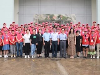 【凌霄新闻台】因爱携手，“义”路同行