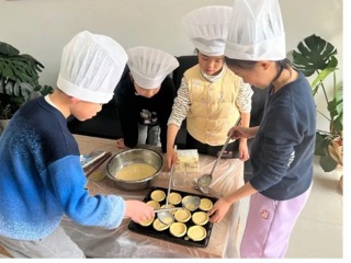 【凌霄新闻台】春风有信，花开有期——记宝带实验小学“三八”妇女节系列活动