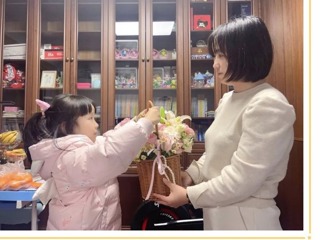 【凌霄新闻台】感恩特别的“她”，传递特别的温暖——记宝带实验小学“三八”妇女节感恩活动