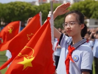 【向国旗敬礼】感恩伴我行  温情暖校园 ——宝带实小2025-2026学年第二学期第十二周